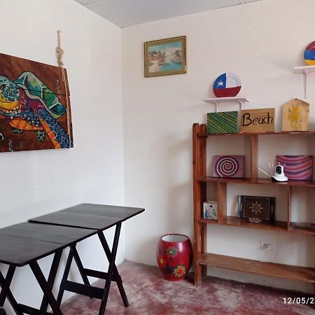 Alquiler De Habitaciones Bay House Hostel Салинас Экстерьер фото